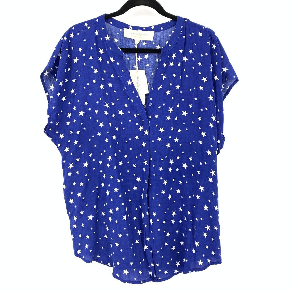 Grand + Greene Split Neck Cap Sleeve Blouse Womens Size L Blue White Star Print